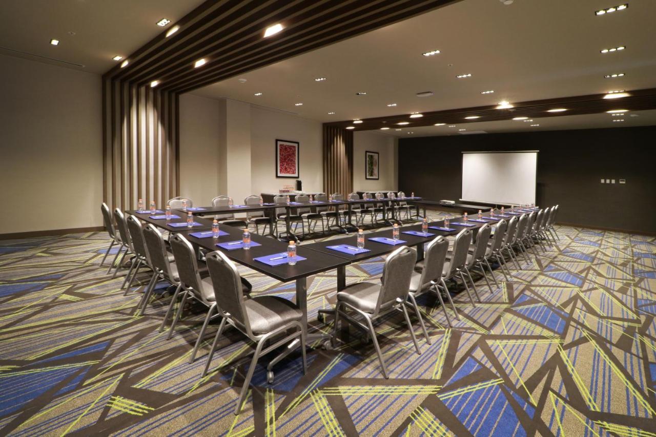 Holiday Inn Express - Monterrey - Fundidora By Ihg Exterior photo